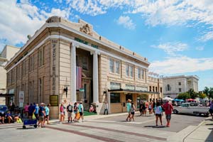 The Peoples Bank branch in downtown Biloxi during Cruisin' the Coast